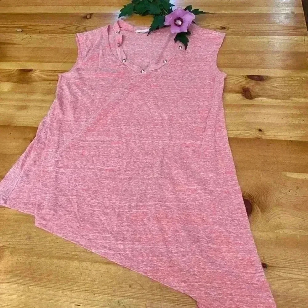 NWOT Soprano sleeveless tshirt asymmetrical women tank oversized